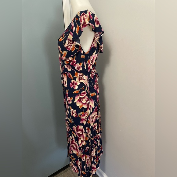 🚨 Band of gypsies Ruffle open front midi floral dress - Picture 5 of 8